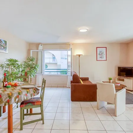 Apartamento Arudy By Interhome